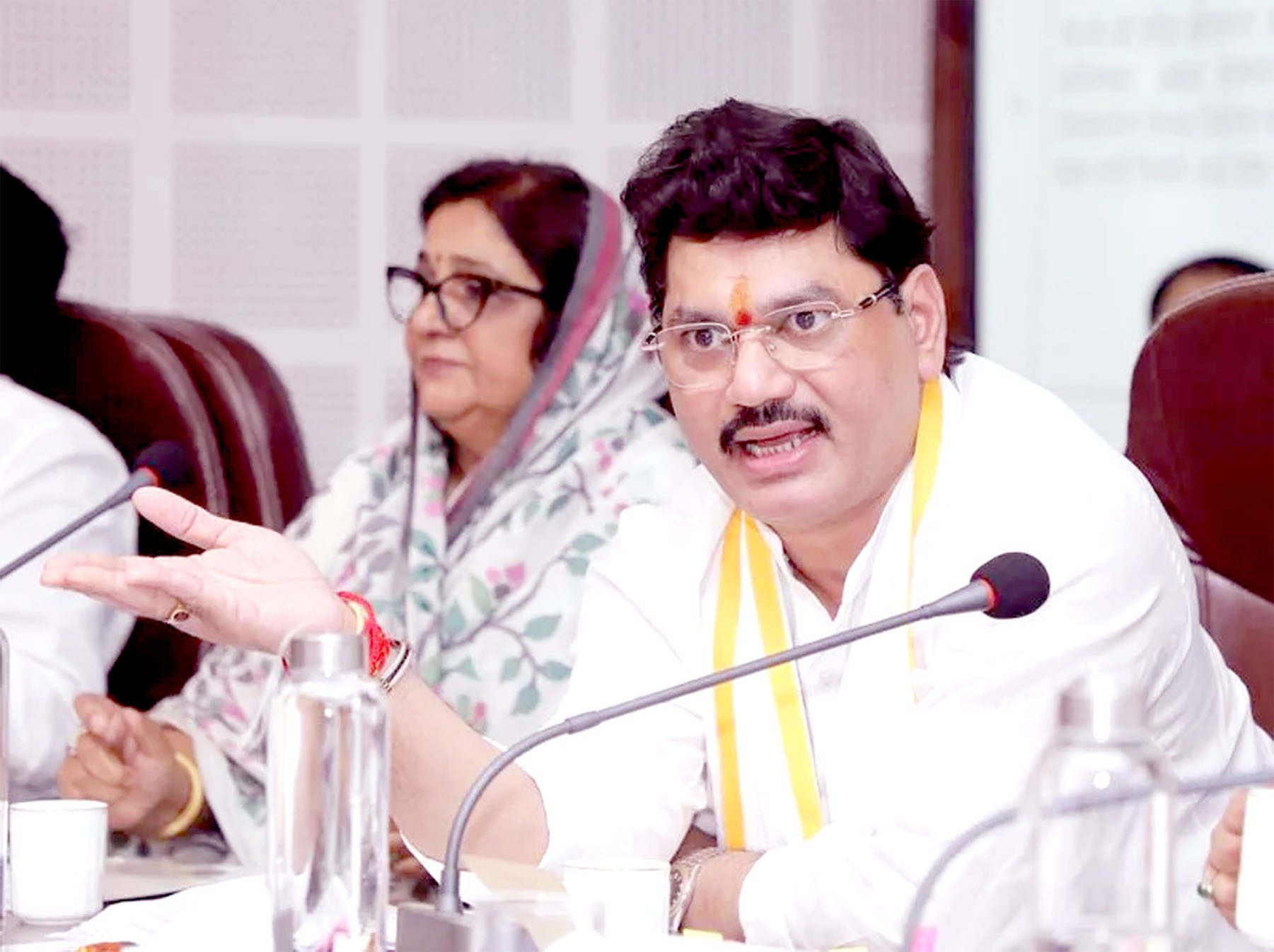Maharashtra minister Munde resigns after assistant implicated in sarpanch murder case